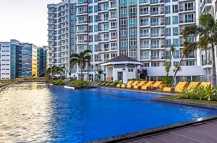 C At Mactan Newtown Hotell