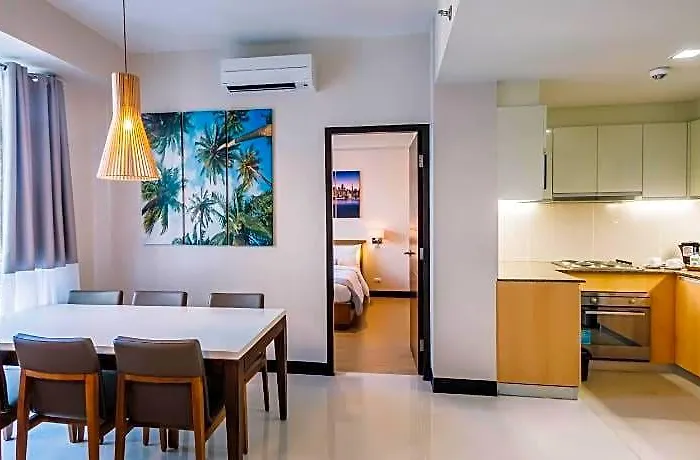 C At Mactan Newtown Hotell