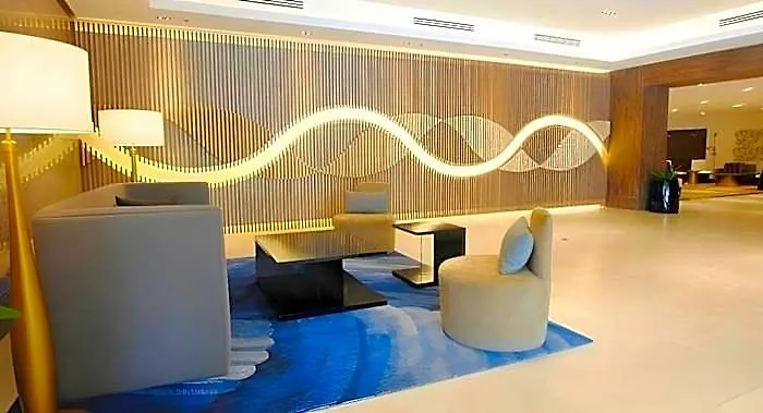 C At Mactan Newtown Hotell