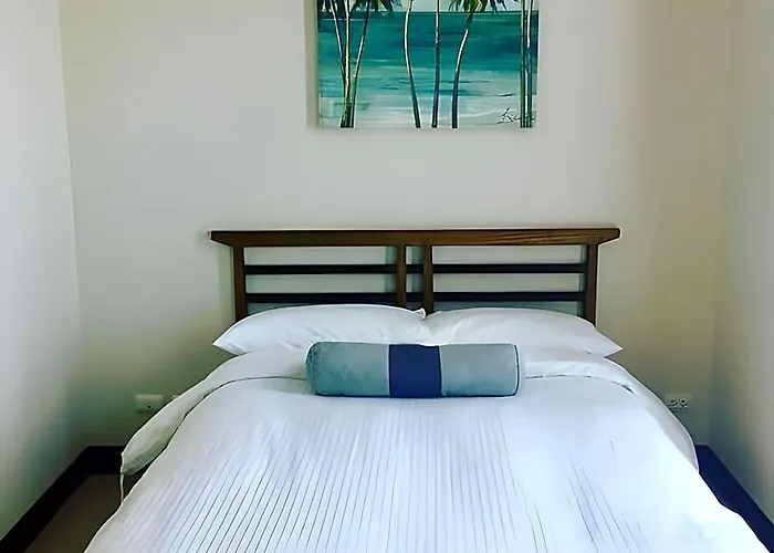 C At Mactan Newtown Hotell